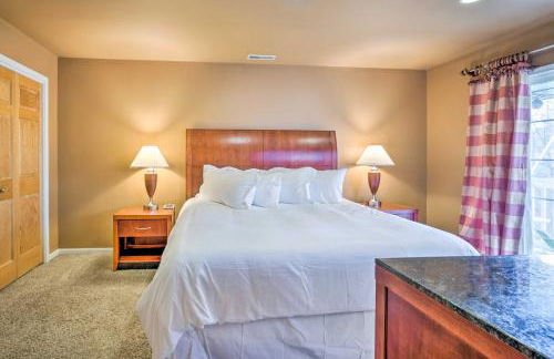 Immaculate Family Townhome - Walk to Beach! - Foto 15