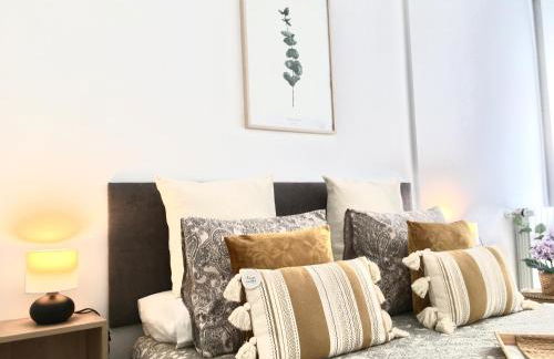 Castro Holidays - Apto A Céntrico Terraza con Garaje Gratis - Photo 5