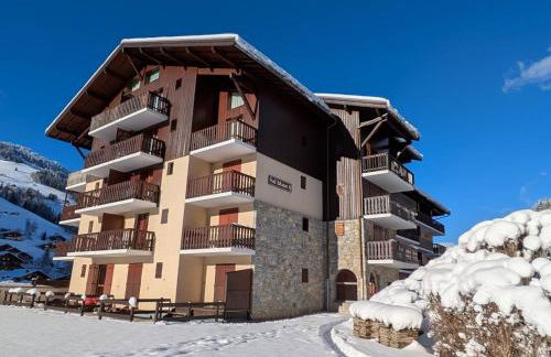 Charmant appart rénové 4 pers, balcon sud, plein centre, proche ski et piscine! - FR-1-342-187 - Photo 10