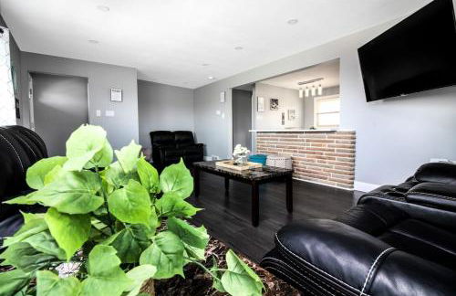 5BR House Close to Falls & Aquarium - Foto 1