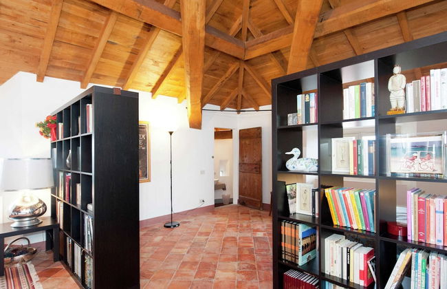 A Castle Stay in Wine Country - Foto 13