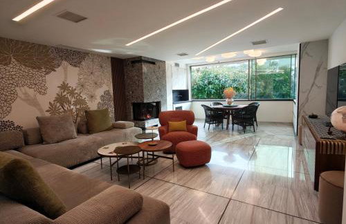 Sandy's Superior Suite - Photo 5