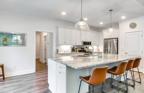 Lakefront McCormick Retreat with Patio and Views - Foto 7