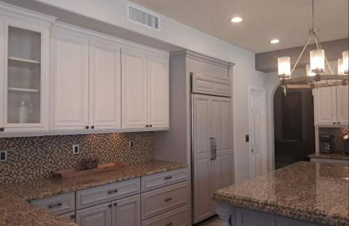 Desert Paradise Pool Spa Pickleball Putt Green - Foto 14