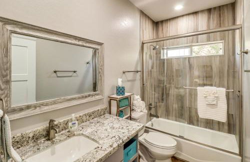 Hot Tub and Outdoor Living Relaxing Show Low Cabin - Foto 16