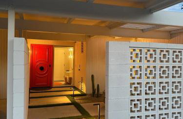 Aerhaus - Mid-Century Oasis - Foto 2