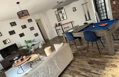 A&M Games and spa - Foto 15