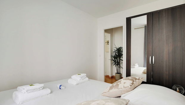 Urban Chic Apartment in Central Paris - Foto 4, Habitación