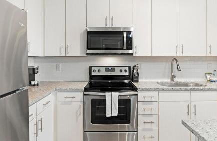 Landing Incredible 2BD Pool Clubhouse - Foto 37