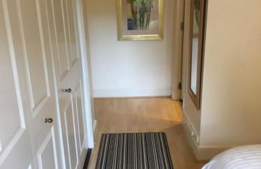 Holyrood Park Apartment - Photo 22