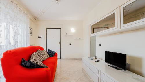 GuestHost - La Spezia Proffiano District Roomy Flat - Photo 1
