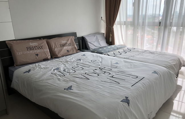 Tropics Tropicana City Mall - Foto 3