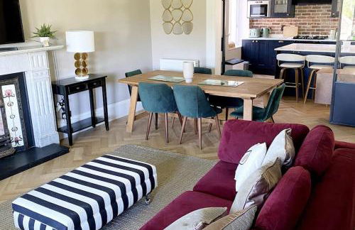 Stunning 3 bedroom Victorian home near Pollok country park - Foto 9