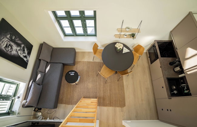 Vibrant Apartment on Bustling Street, Above a Restaurant - Perfect for Tourists, - Foto 32