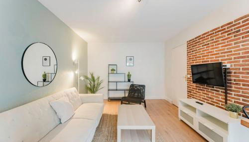 Fully-equipped apartment near the center of Lille - Photo 3