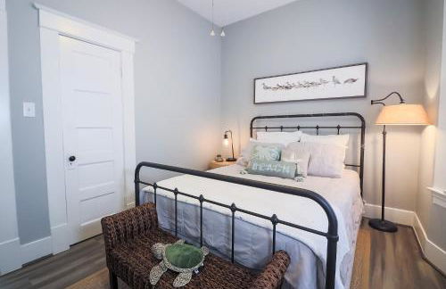 The Old Flamingo Vibrant Bungalow just 2 mins from the beach - Foto 34