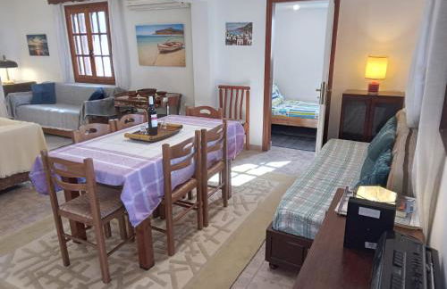 Seaside Home with Sea Views & Large Terrace - Foto 17