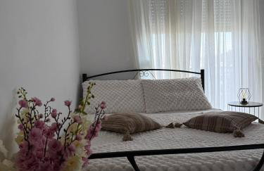 Katsaras House 3 Cozy Bedrooms - Photo 22