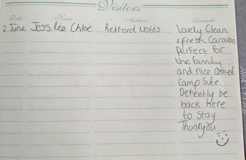 L25 L&g caravan hire 6 berth millfields family only and lead person must be over 30 MAX 4 ADULTS - Foto 36