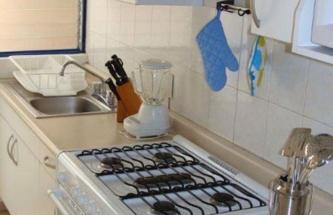 Tranqulidad y Seguridad en Avenida Principal - Foto 9