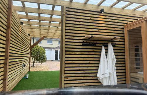 Sleeps14,Sauna,ColdPlunge,Hottub,xboxroom,XLgarden - Foto 46