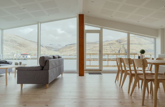 Seaside Nest | Charming Waterfront Retreat - Foto 7