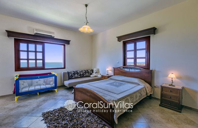 Away-from-it-all, Exceptional Sea Views Sleeps 10 - Foto 8