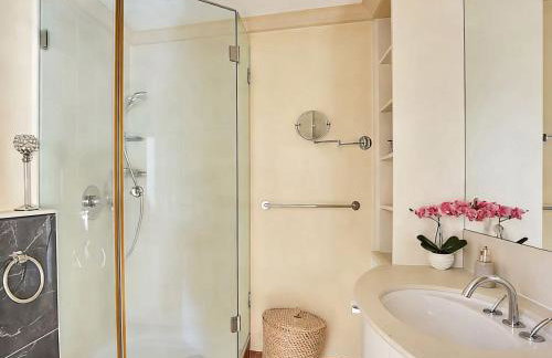 Avenue Foch 16th Elegant Studio - Foto 12