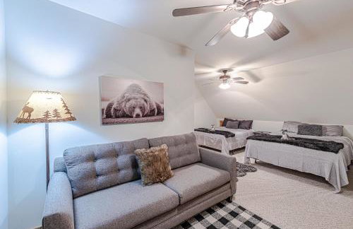 Bear Pause Cabin 3 BR/3BA Amazing view of the Lake - Foto 14