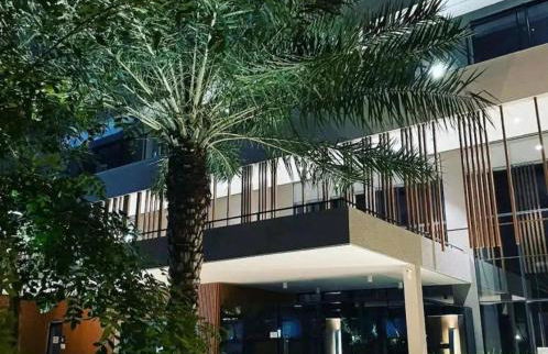 Lindo flat em prédio luxuoso - Excelente localização - Foto 25