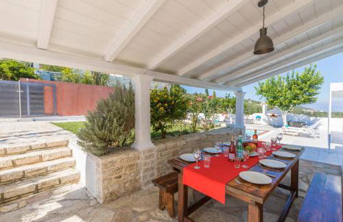 Villa Rastoni by Rastonivillas - Sunny Family Villa in the best part of Corfu! - Foto 13
