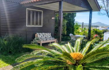 Chalé de 2 dormitórios com piscina e churrasqueira - Foto 4