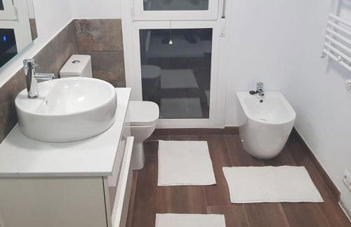 Villa Torre mit Pool und Bergpanorama - Foto 17