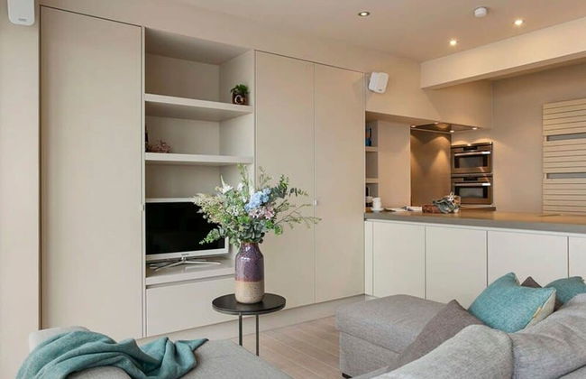 Unique Apartment With Sea-view Near the Center - Photo 7