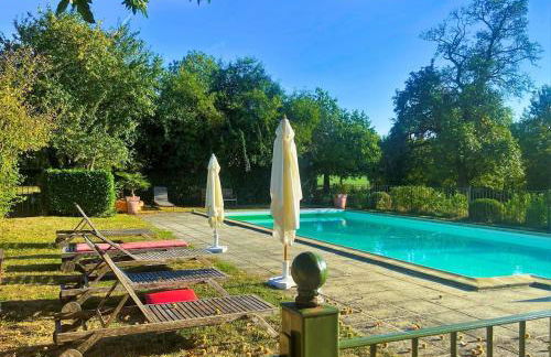 LA CHARMILLE Jolie maison de campagne 15 personnes piscine calme - Foto 9