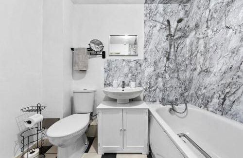 City centre flat near tower bridge - Foto 7