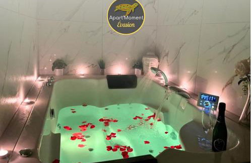 Le Moment Bien-Être - jacuzzi privatif, terrasse et parking privé gratuit au centre de Saint-Omer - Foto 2