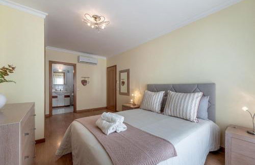 Sunnyside Suite-Portimão (Great beaches & Nearby Golfing) - Foto 11
