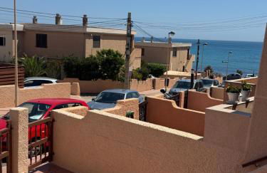 Adosado playa de la Mata con vistas al mar - Foto 3