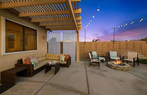 Casa Desert Muse with Heated Pool Spa Firepit Mini Golf and Games - Photo 12