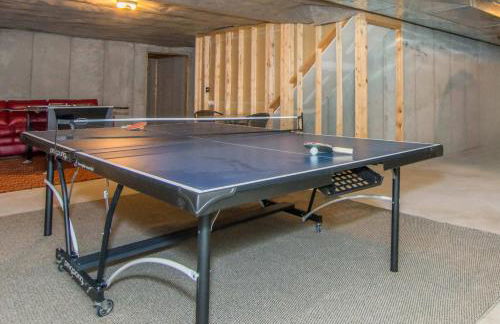 Union Spruces in Salt Lake with Hot Tub and Foosball - Foto 30