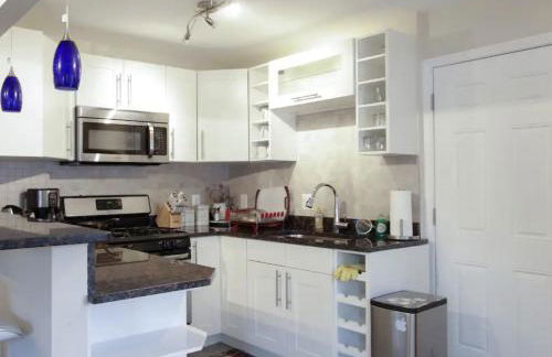 2 bd 1 bth near DC! 7081 - Photo 2