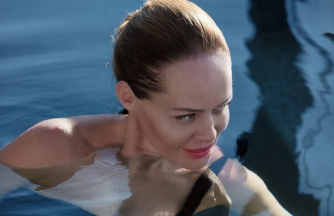 High End Photo Shoot in Mykonos Greece - Photo 2