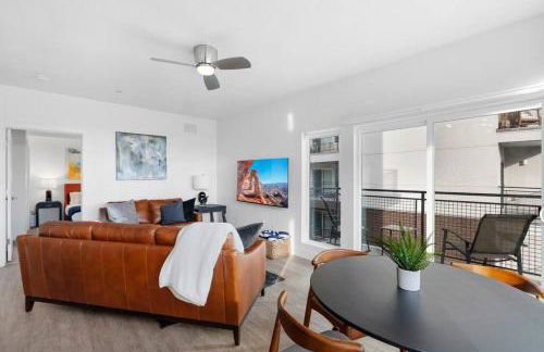 Spectacular Central City 2BD2BA - Foto 31