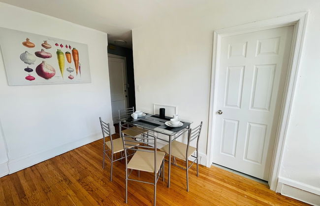 Charming 1BR Apartment Near Train Station - Foto 14