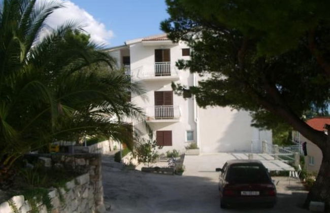 Josip II - 150 m From Beach With Free Parking - SA5 - Foto 15