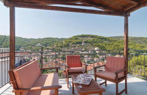 Acogedora Casa De 5 Habitaciones En Stomorska - Foto 1