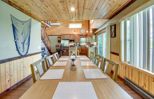 Private Dock Lakefront Family Home in Outing - Foto 8