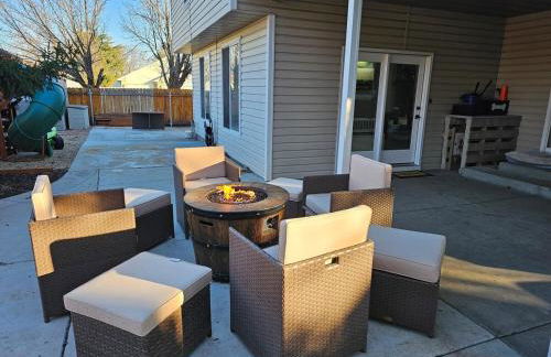 Centrally Located 1500 SqFt Private Guest Suite with Hot Tub - Foto 18