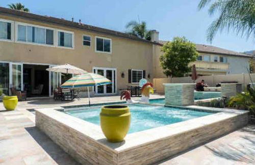 Evonvale Dream! Big Heated pool, jacuzzi seats 16! - Foto 56